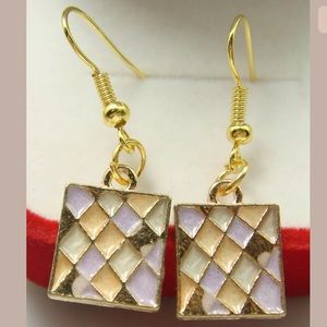 Square Elegant Earrings. NEW!